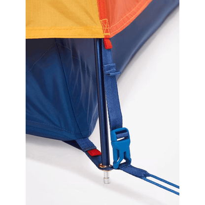 Showing the grommet corner setup 