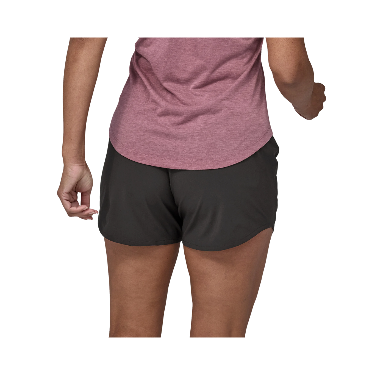 WOMENS_TRAILFARER_SHORTS_4.5_BACK