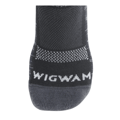 WIGWAM UNISEX ULTRA COOL ULTRA-LIGHTWEIGHT CREW SOCK - ONYX - TIP VIEW